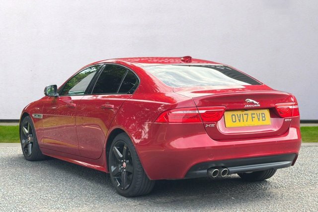 Jaguar XE R-sport Saloon Red #5