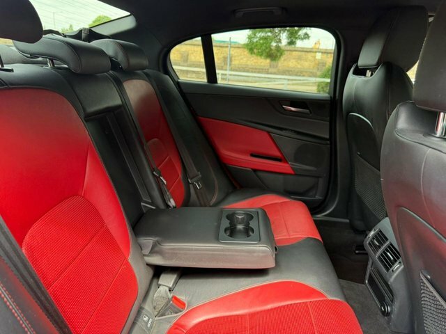 Jaguar XE R-sport Awd Blue #22