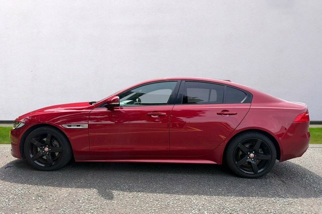 Jaguar XE R-sport Saloon Red #4
