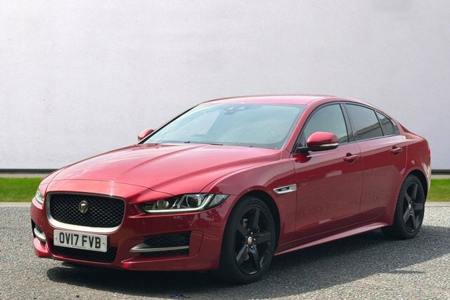 Jaguar XE R-sport Saloon Red #3