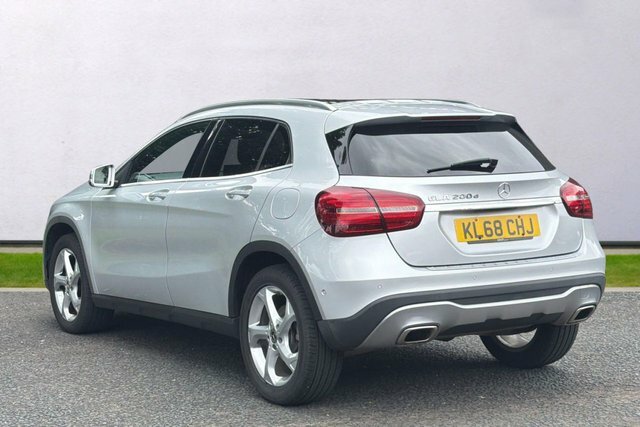 Mercedes-Benz GLA Class Gla200d Sport Premium Plus KL68CHJ Silver #5