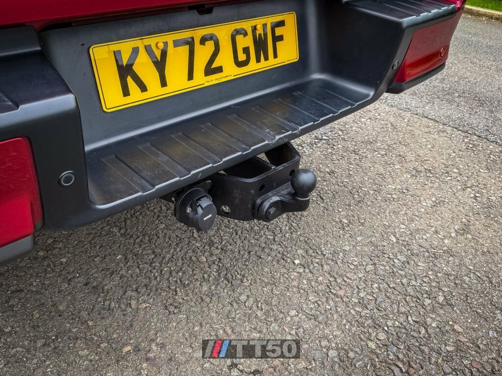 Isuzu D-Max 1.9 Td Dl20 4Wd Euro 6 Ss 32,982 Car  #16