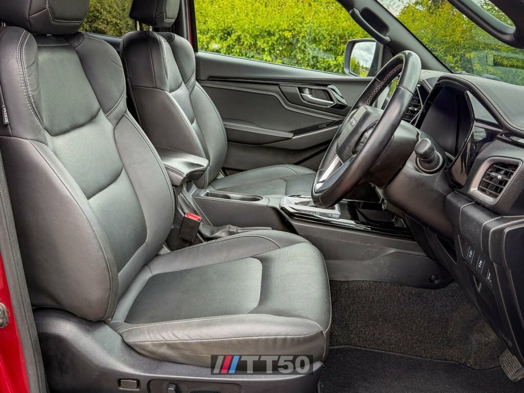 Isuzu D-Max 1.9 Td Dl20 4Wd Euro 6 Ss 32,982 Car  #18
