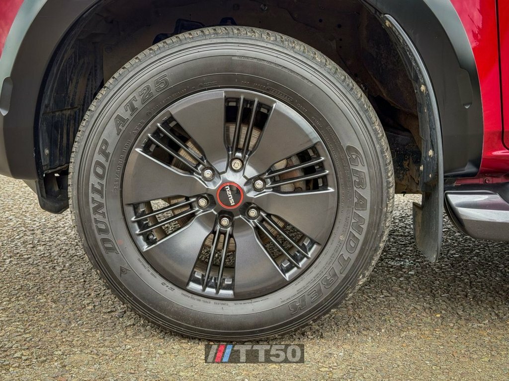 Isuzu D-Max 1.9 Td Dl20 4Wd Euro 6 Ss 32,982 Car  #31