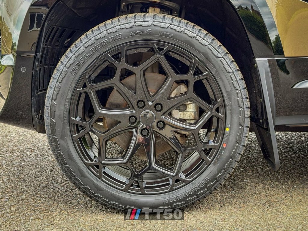 Land Rover Defender 90 3L X-dynamic Se Brown #5