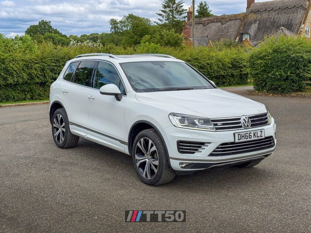 Volkswagen Touareg 3L R-line White #6