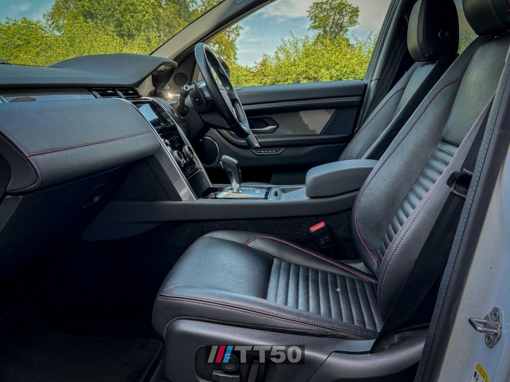 Land Rover Discovery Sport 2L R-dynamic Se White #4