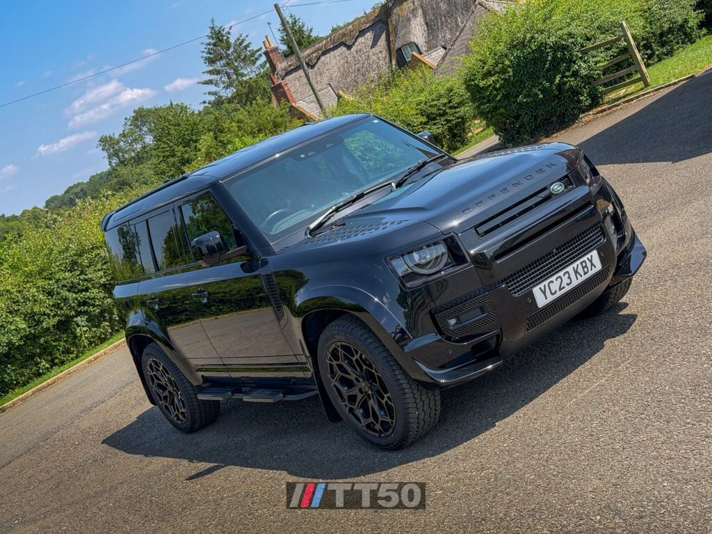 Land Rover Defender 3L Se Black #5