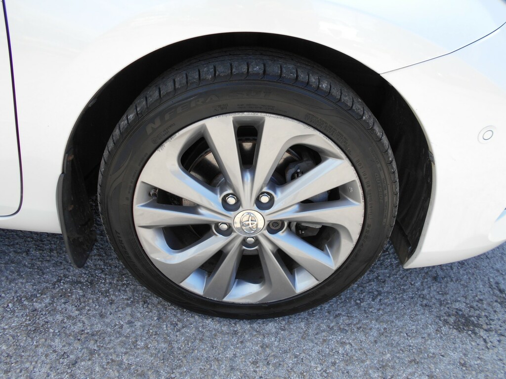 Toyota Auris Excel Black #24