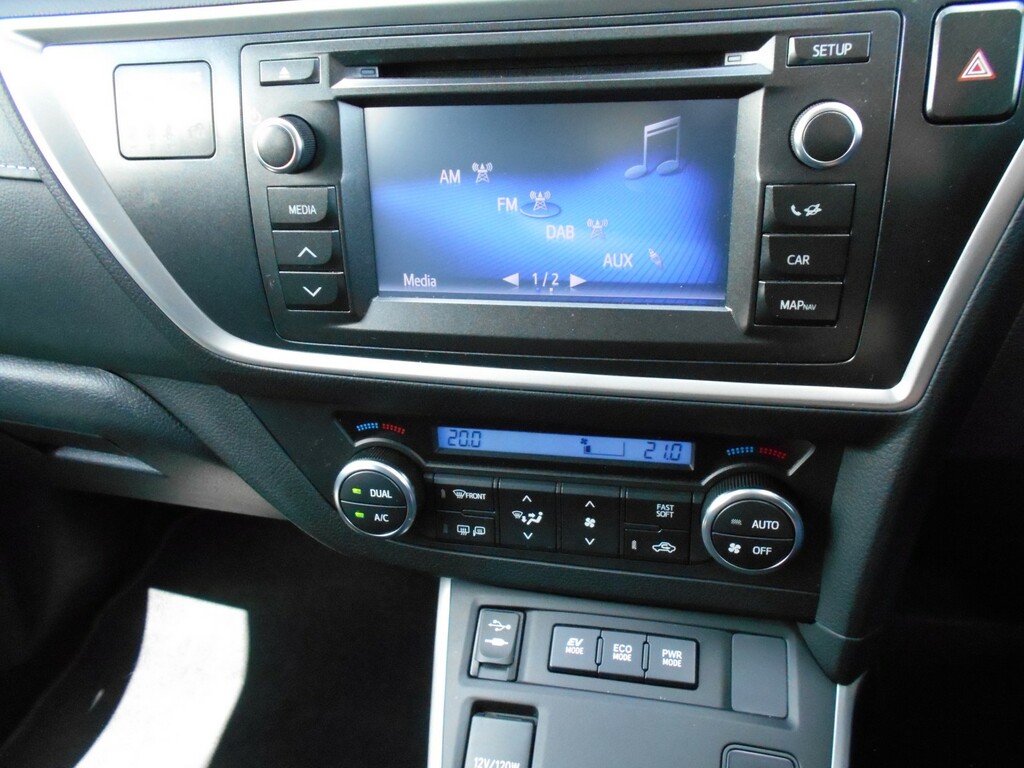 Toyota Auris Excel Black #8