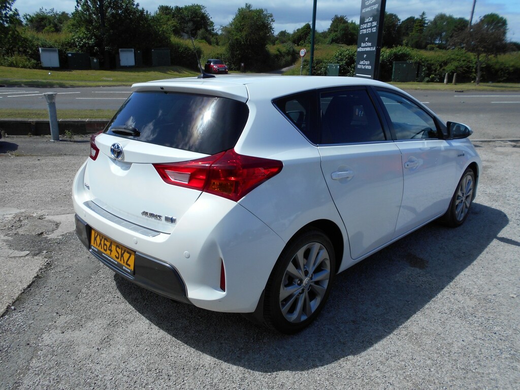 Toyota Auris Excel Black #18