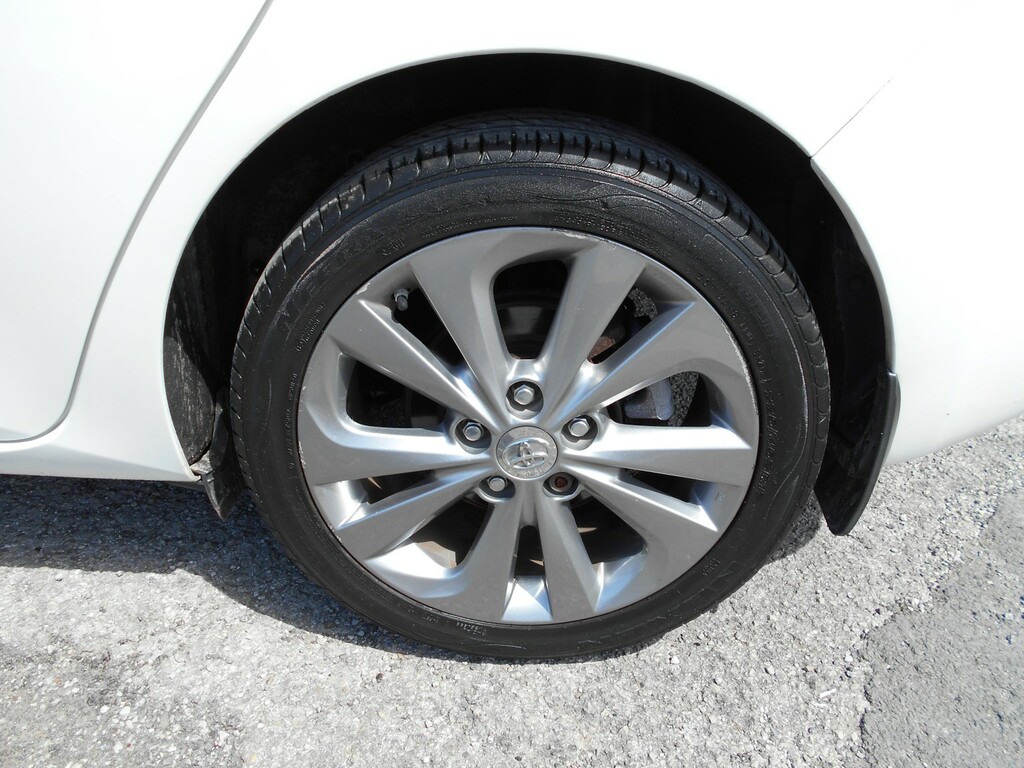 Toyota Auris Excel Black #45