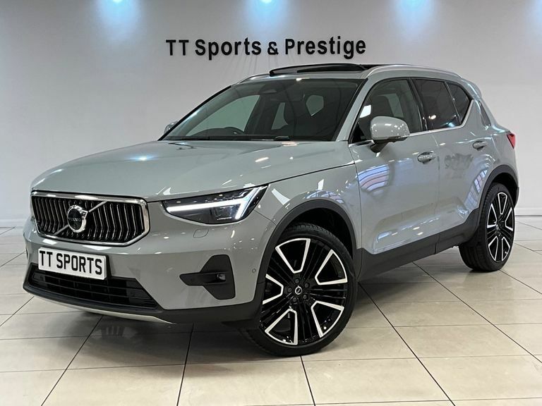 Volvo XC40 2.0 B4p Ultra Dark 21 Diamond Cut Alloy Grey