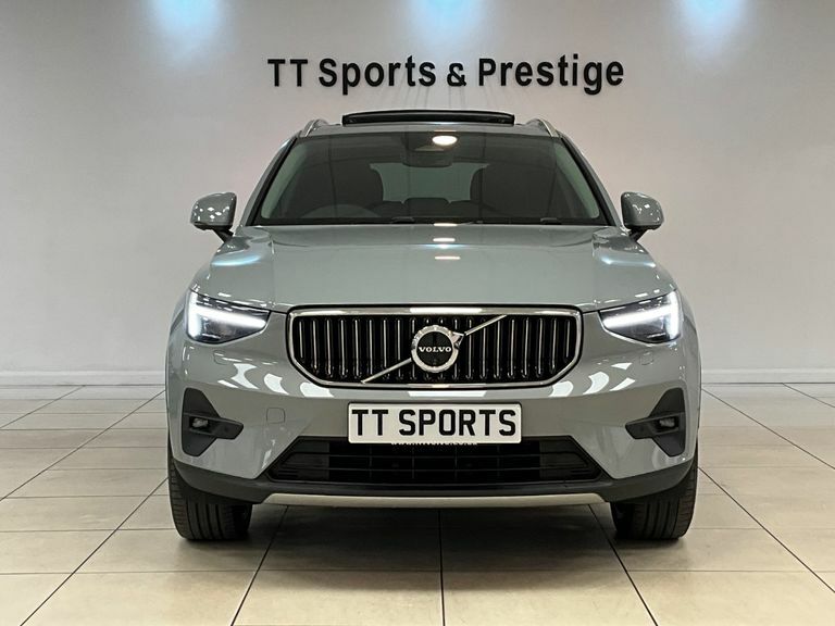 Volvo XC40 2.0 B4p Ultra Dark 21 Diamond Cut Alloy WF25FRV Grey #2