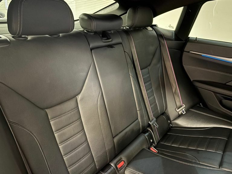 BMW i4 Edrive40 M Sport Blue #26