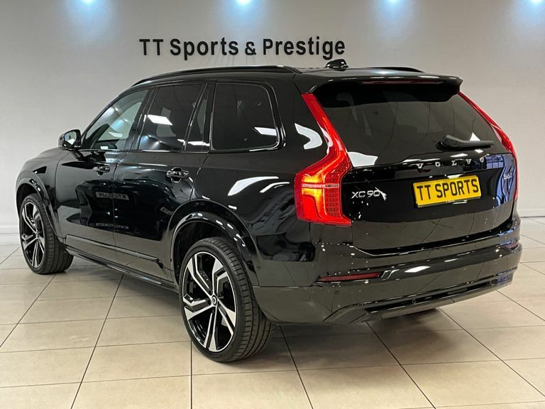 Volvo XC90 Ultra Black #11