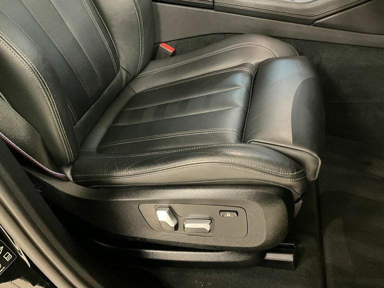 BMW X6 Xdrive40i Mht M Sport Step 22 Bi Colour Black #4