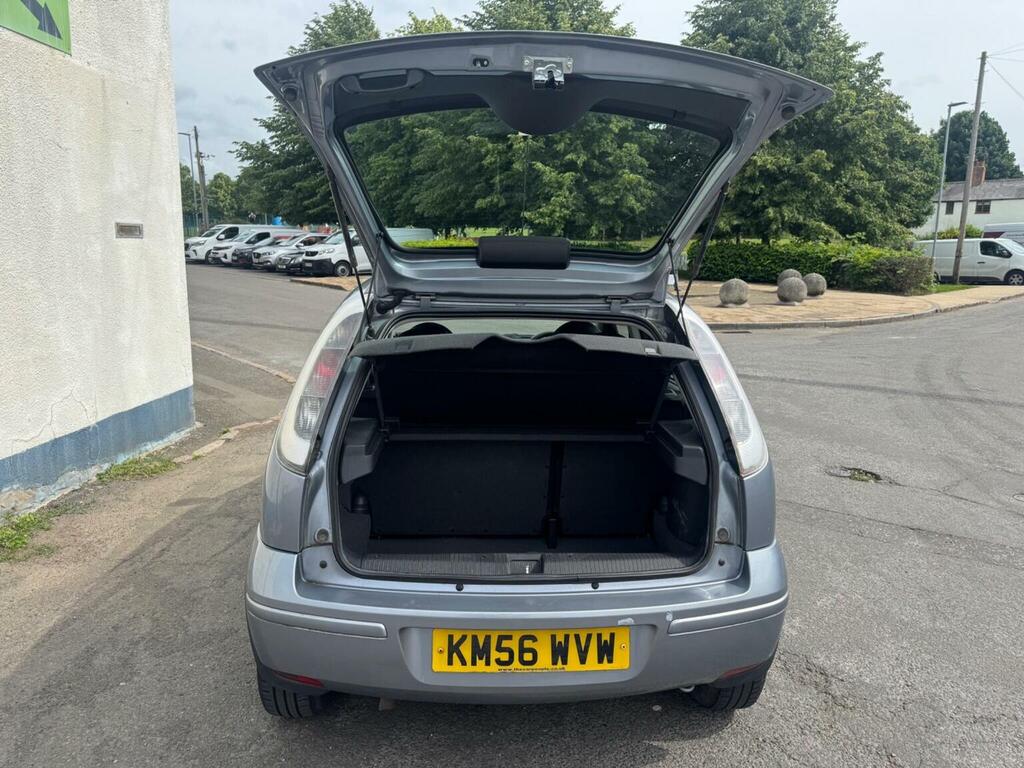 Vauxhall Corsa 1.4 Active 16V 90 Bhp Black #21