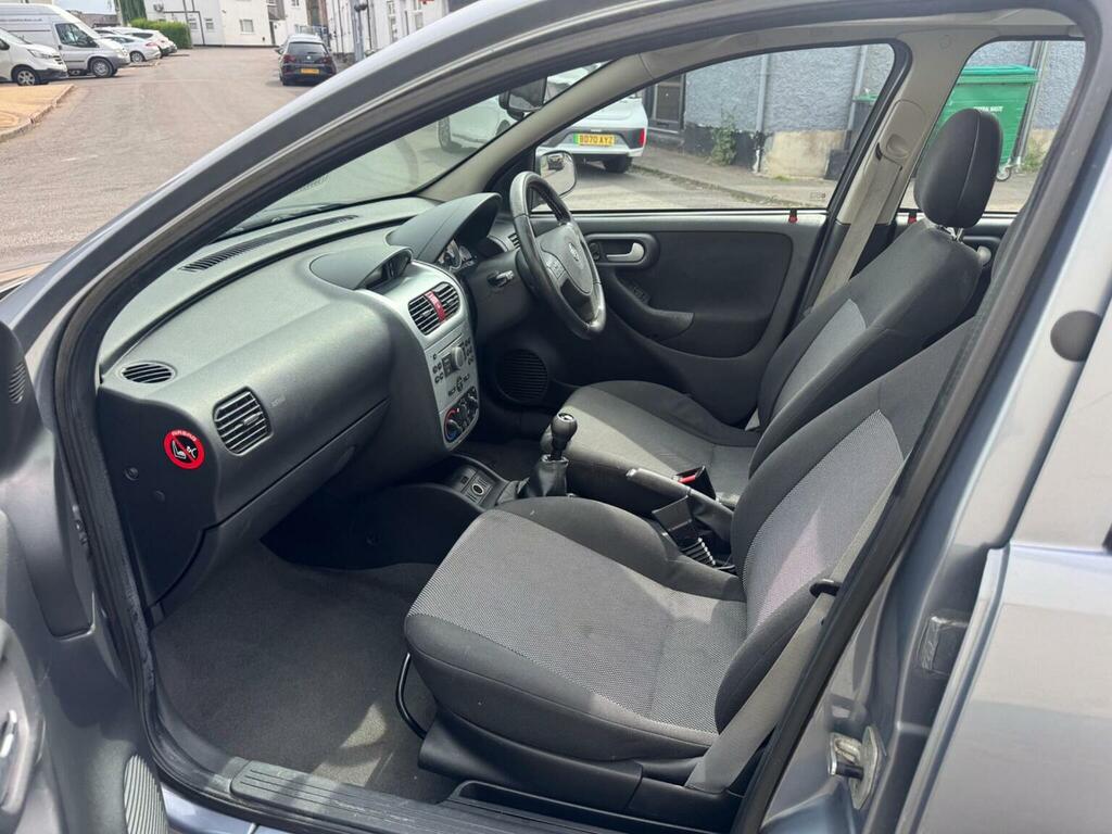 Vauxhall Corsa 1.4 Active 16V 90 Bhp Black #25