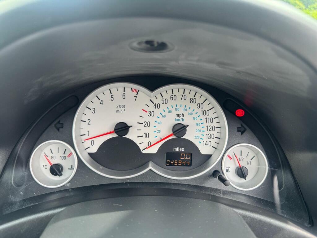 Vauxhall Corsa 1.4 Active 16V 90 Bhp Black #19