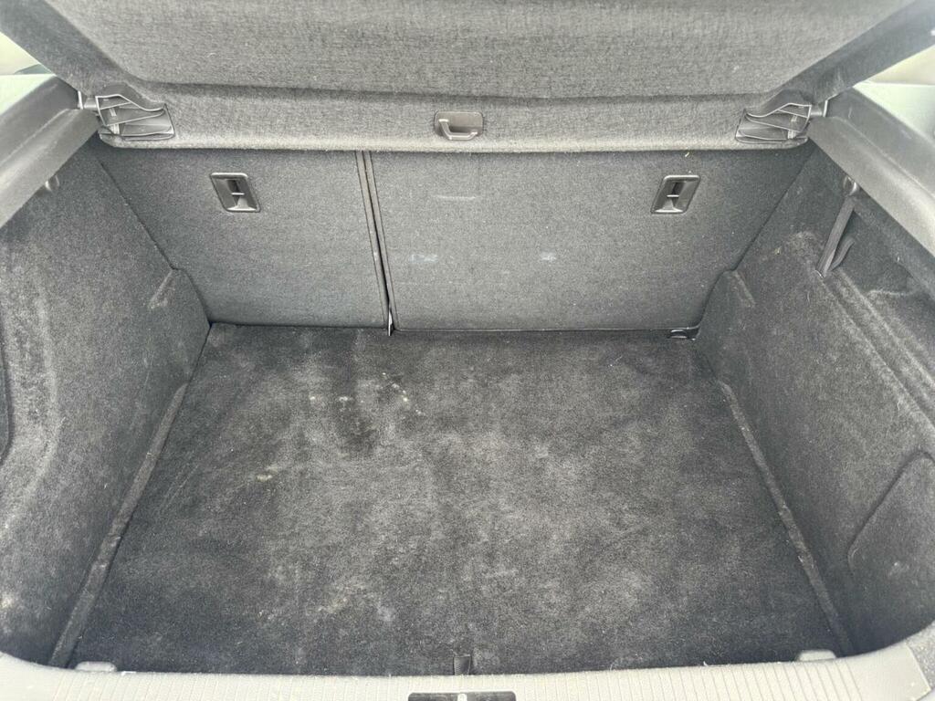 Vauxhall Astra Se 5-Door White #20
