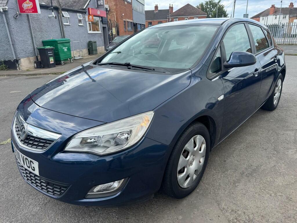 Vauxhall Astra 1.6 16V Exclusiv Euro 5 Blue #5