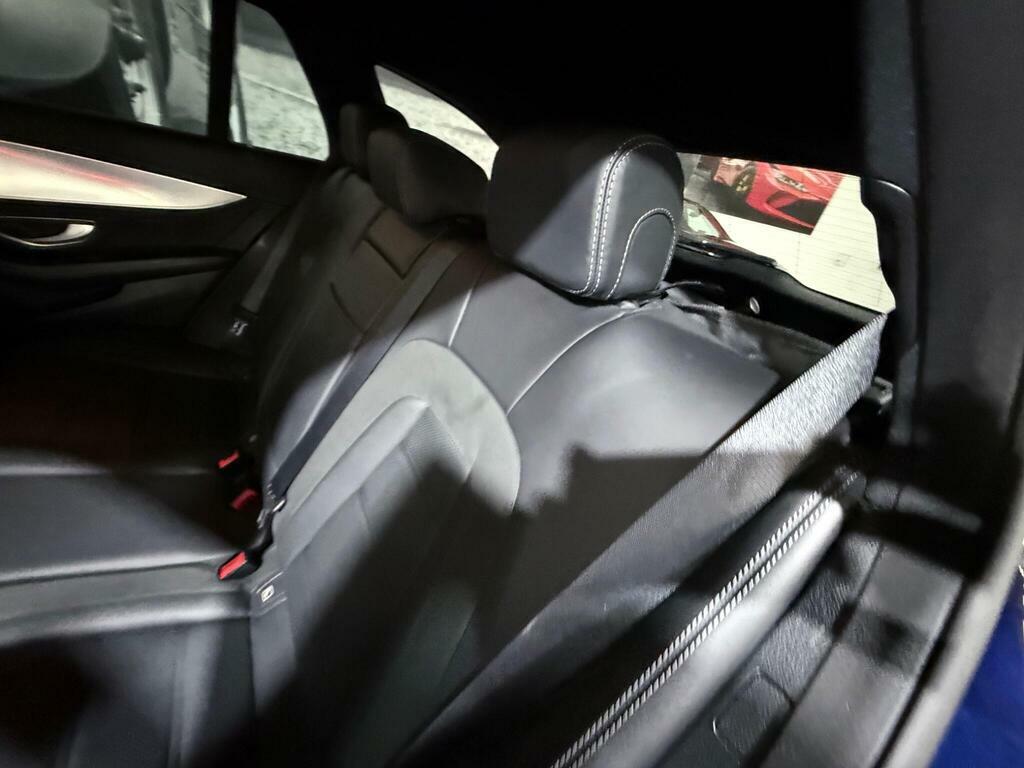 Mercedes-Benz E Class 2.0 E 220 White #15