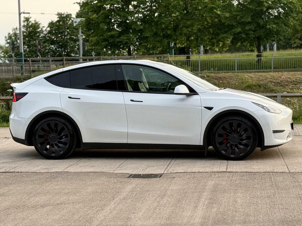 Tesla Model Y Dual Motor Performance 4Wde LD24USN White #5