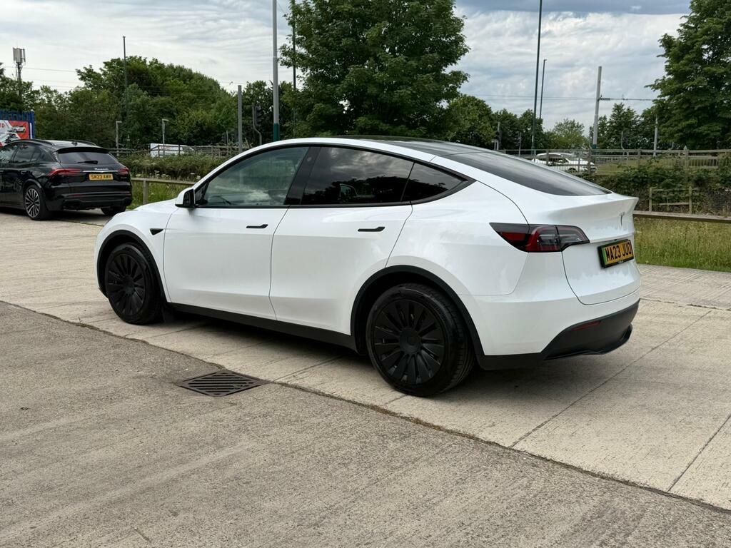 Tesla Model Y Dual Motor Long Range 4Wde MA23JUO White #6