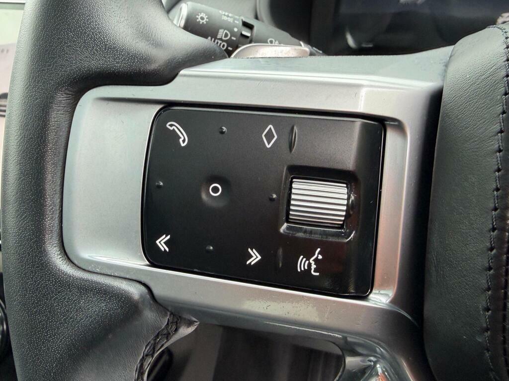 Land Rover Discovery Dynamic Hse Black #32