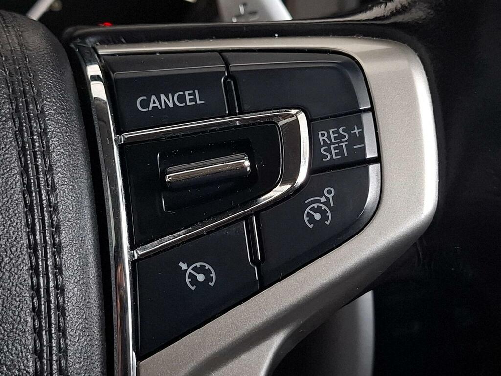 Mitsubishi Outlander   #40
