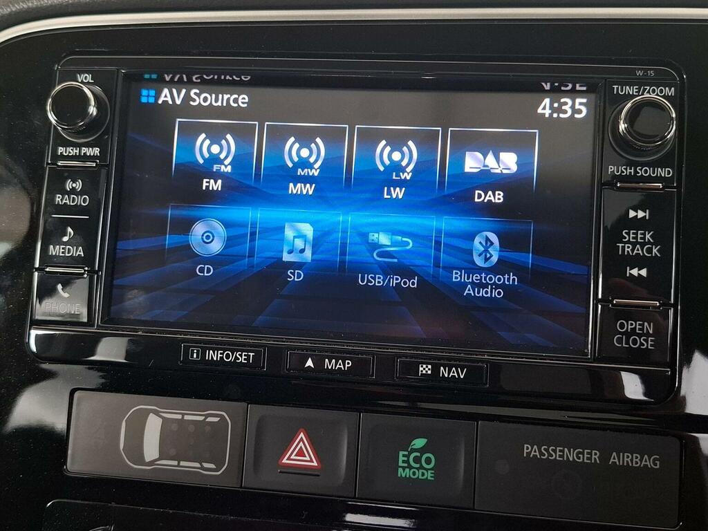 Mitsubishi Outlander   #52
