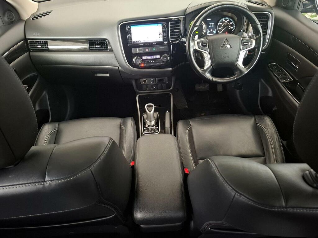 Mitsubishi Outlander 2.0H 12Kwh Gx4h Cvt 4Wd Euro 6 Ss Black #3