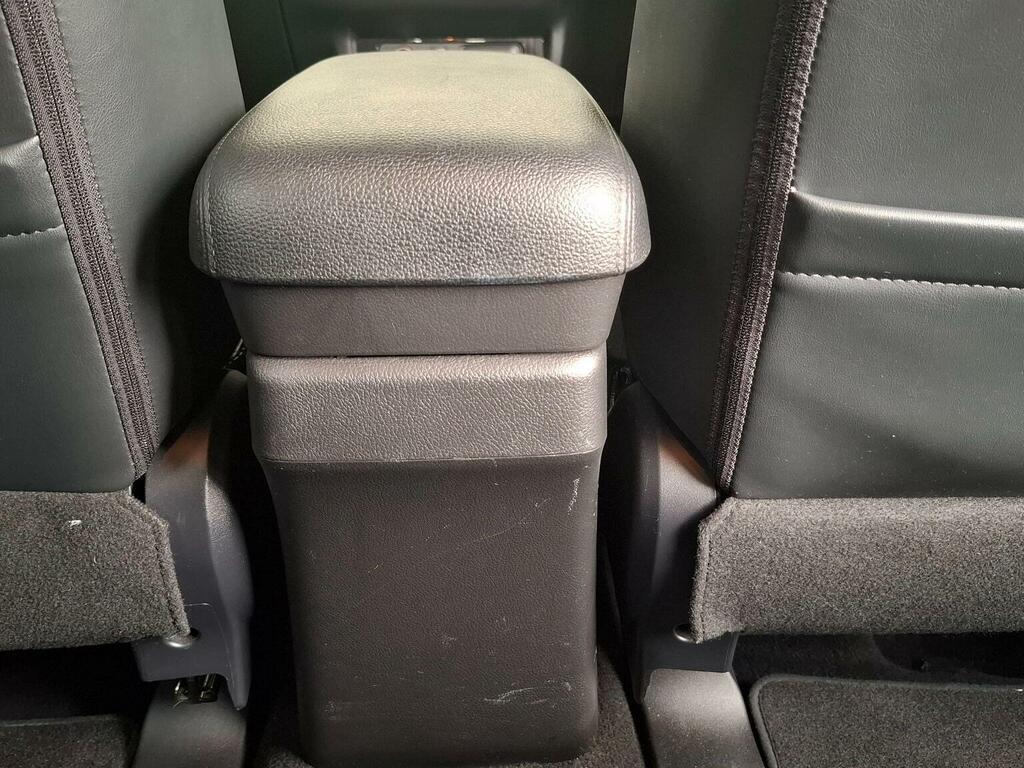 Mitsubishi Outlander   #26