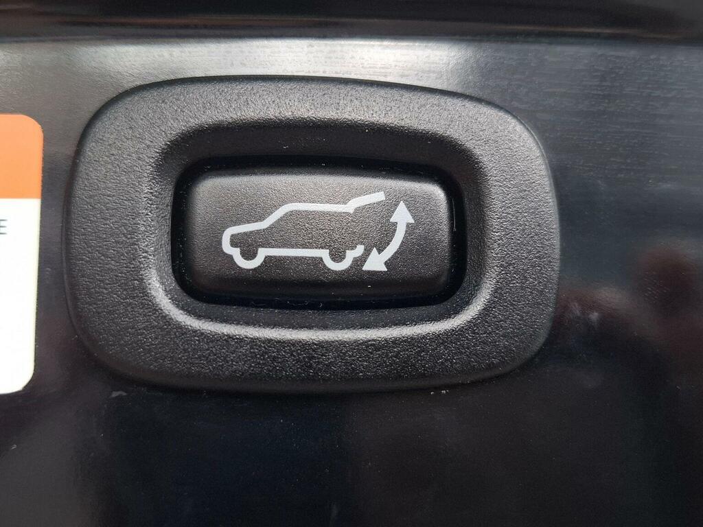 Mitsubishi Outlander   #28