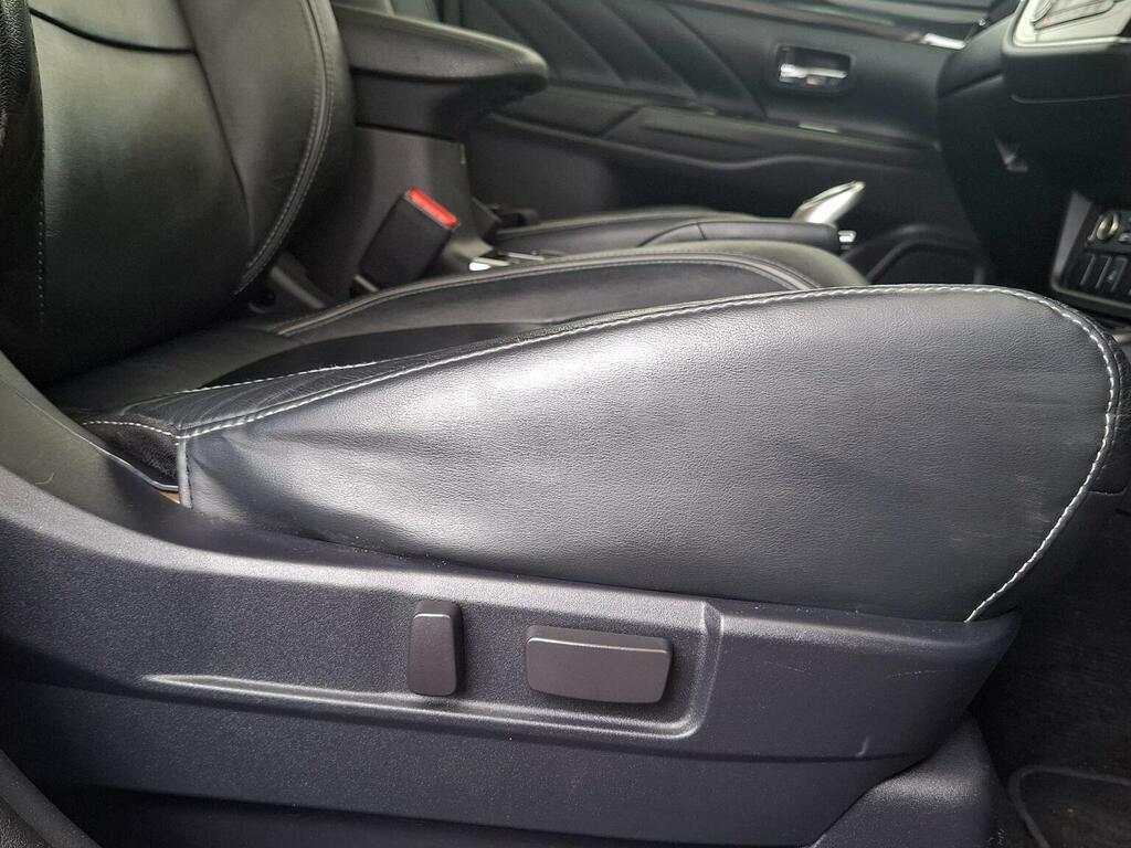 Mitsubishi Outlander   #15