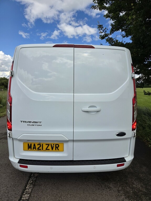 Ford Transit Custom Panel Van 2.0 Transit Custom Limited Van 300 L1 2. MA21ZVR White #4