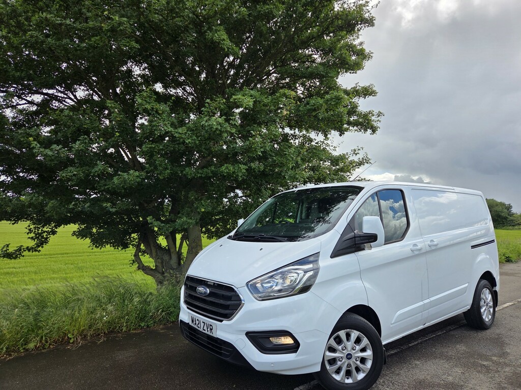 Ford Transit Custom Panel Van 2.0 Transit Custom Limited Van 300 L1 2. MA21ZVR White