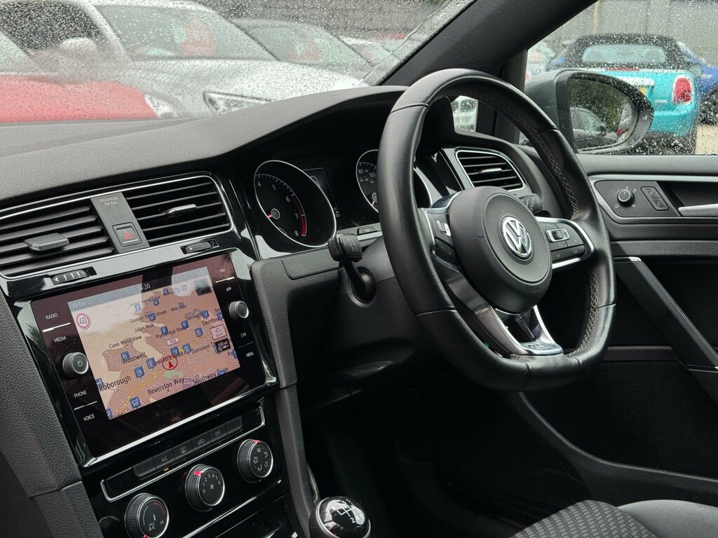 Volkswagen Golf Hatchback VE67NMJ #2