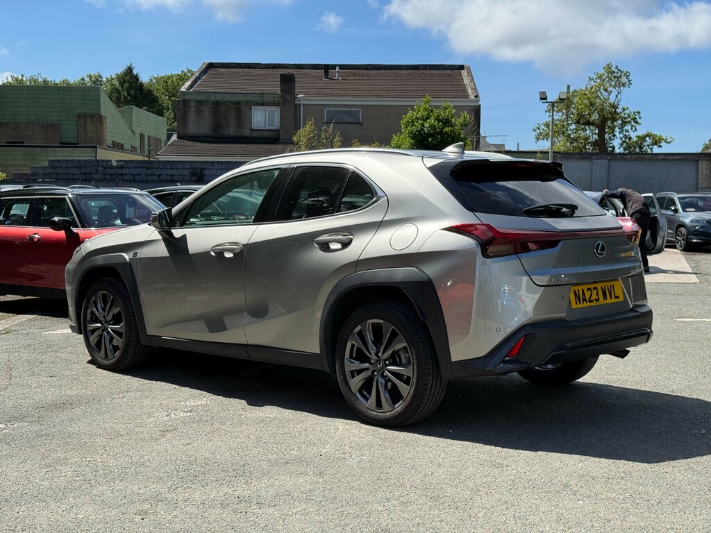 Lexus UX Suv  #4