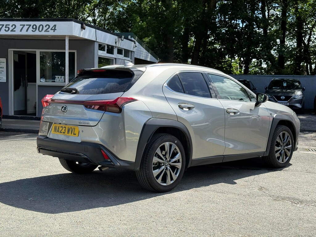 Lexus UX Suv  #5
