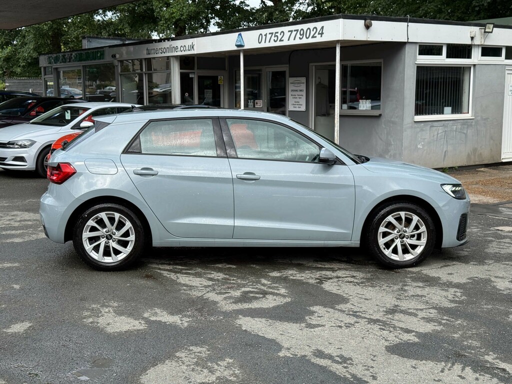 Audi A1 1.0L 25 Tfsi Sport Sportback  #6