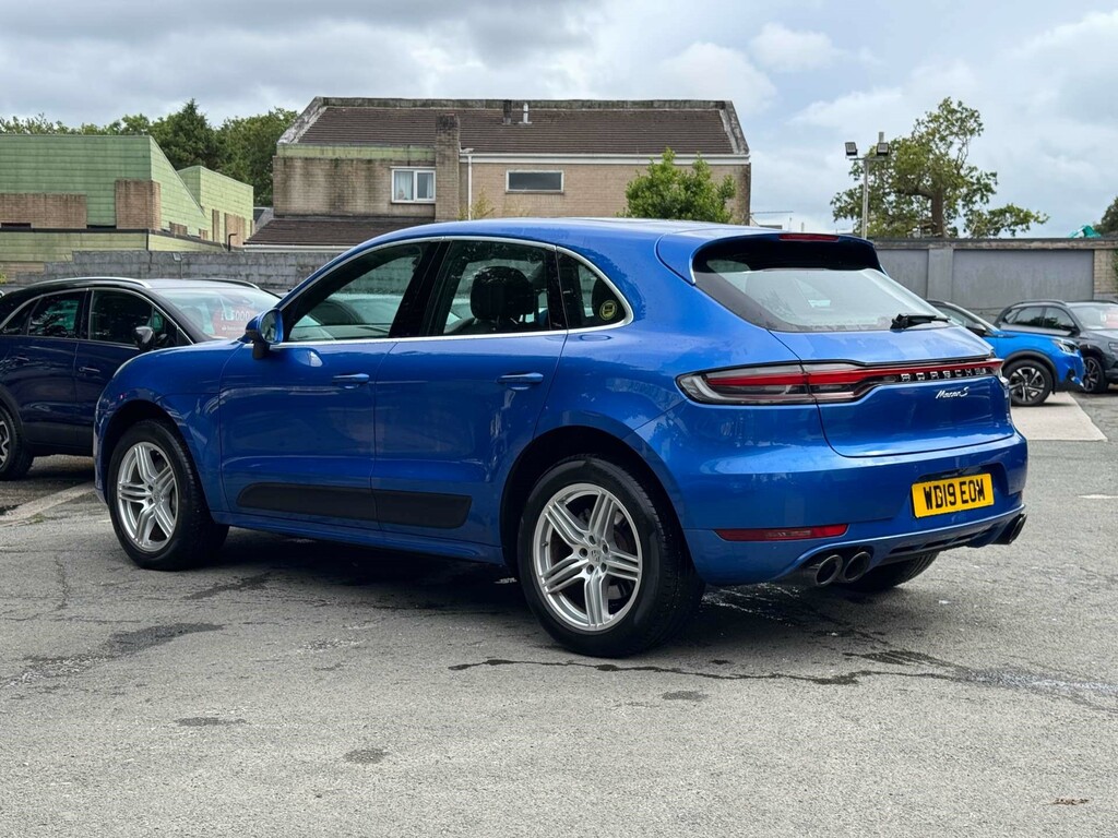 Porsche Macan Suv #4