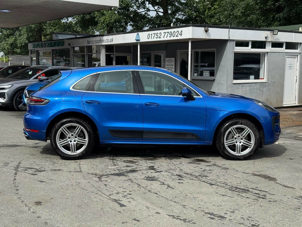 Porsche Macan Suv #6