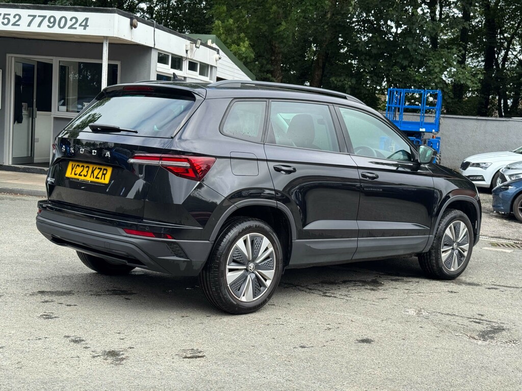 Skoda Karoq 1.5L Act Se Drive Dsg Black #5