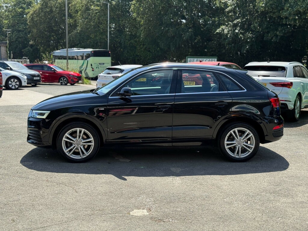 Audi Q3 1.4L Tfsi S Line Black #3