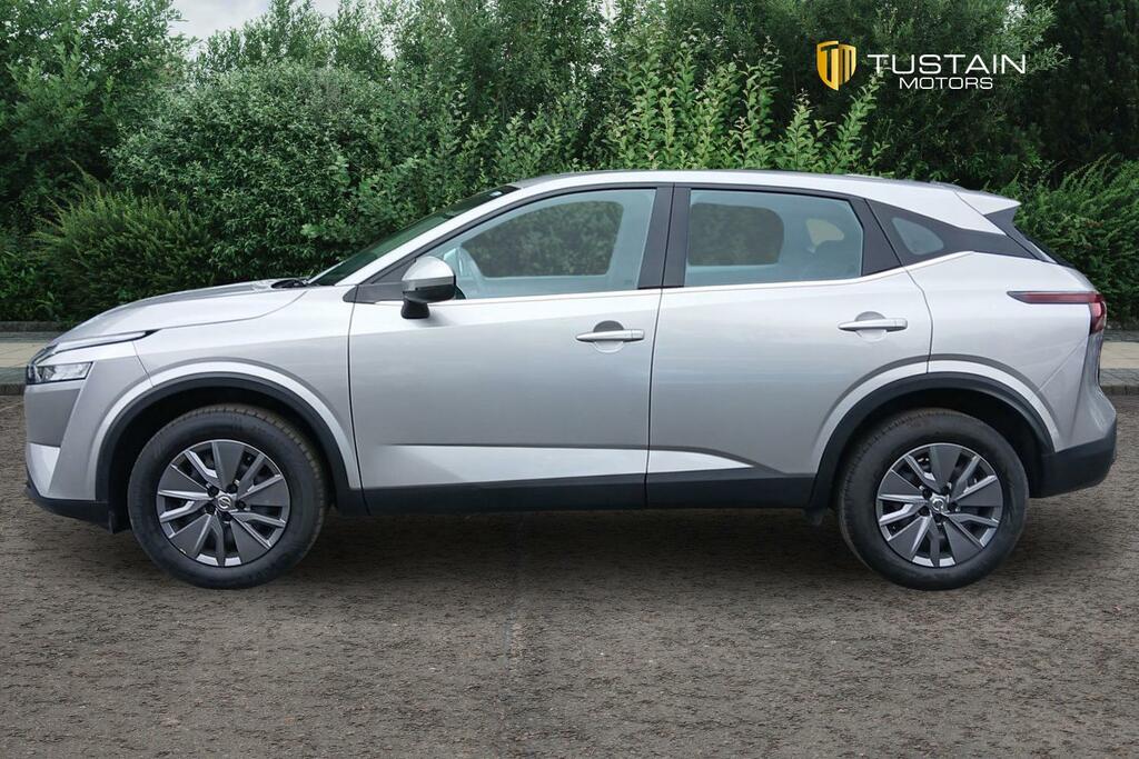 Nissan Qashqai Nissan Qashqai 1.3 Dig T Mhev Visia Suv Pet...