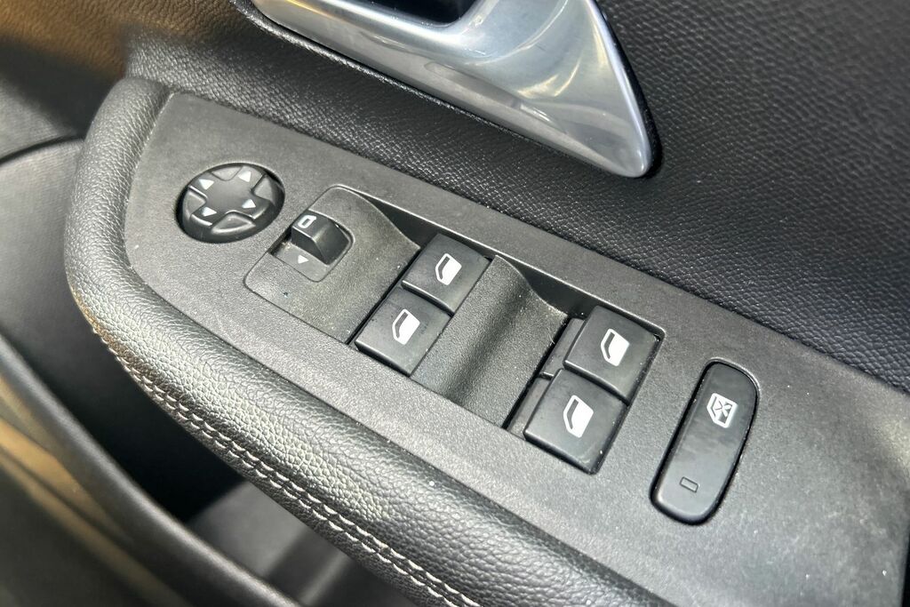 Vauxhall Mokka Vauxhall Mokka 1.2 Turbo Gs Suv Manu... DS73AOG #2