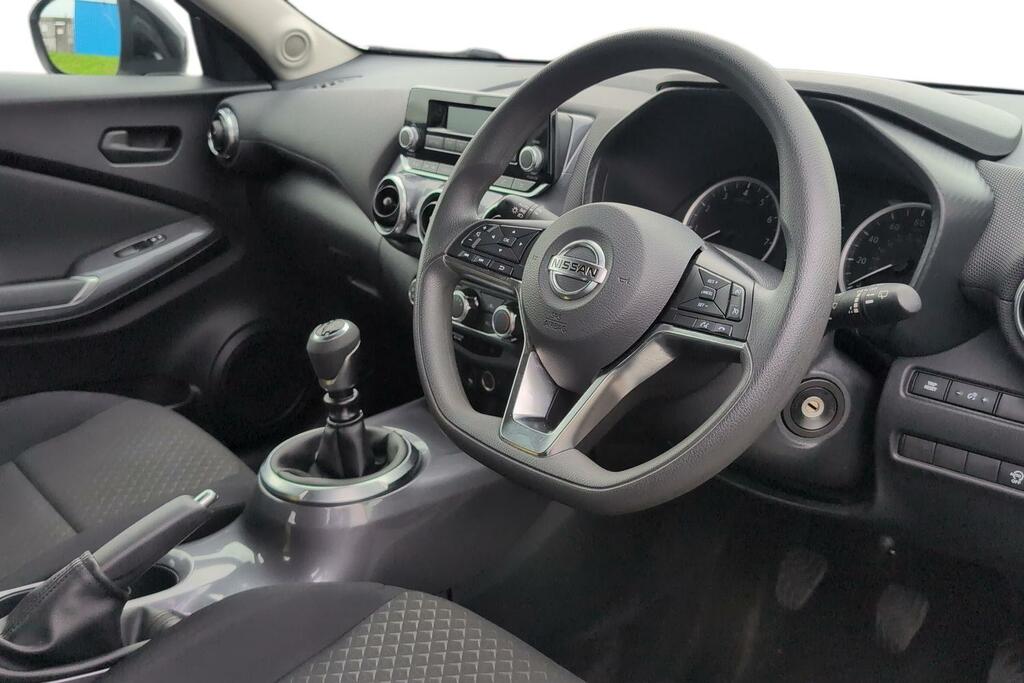 Nissan Juke Nissan Juke 1.0 Dig T Visia Suv Manu... YC22VTZ #2