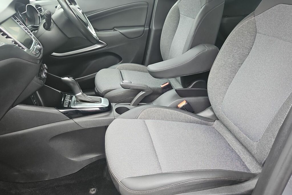 Vauxhall Crossland Hatchback Grey #1